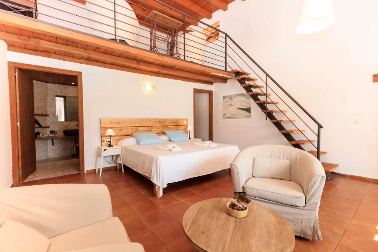 Es Pas Formentera Agroturismo Guest House Escalo 0*, Es Calo (Formentera)